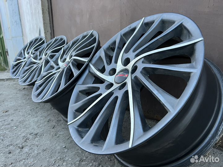 Диск Yamato R17 5X100