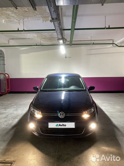 Volkswagen Polo 1.6 AT, 2015, 210 000 км