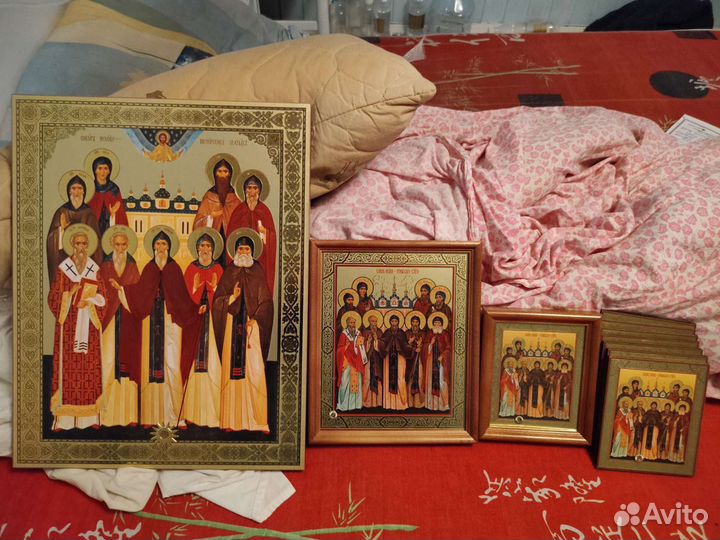 Иконы псковских святых с частицей гроба симеона пс