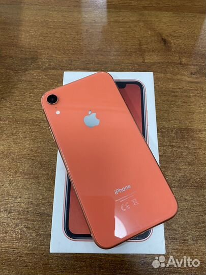 iPhone Xr, 64 ГБ
