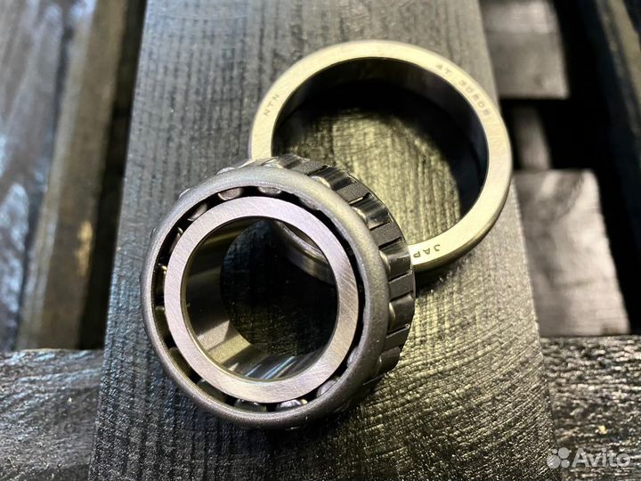 Подшипник шестерни переднего хода 9.9-15