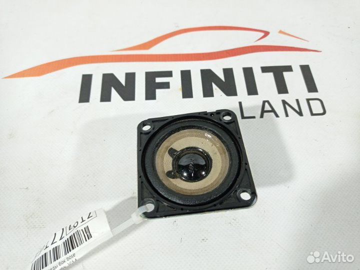 Динамик торпеды бок bose Infiniti Qx70 S51 V9X