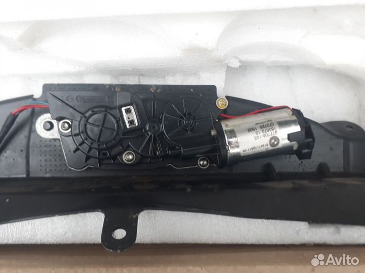 Замок крышки багажника с доводчиком BMW x5 e70