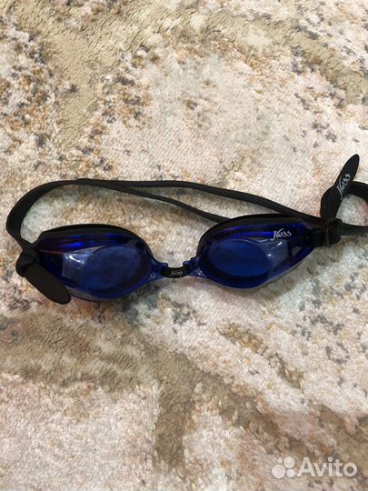 Очки для плавания