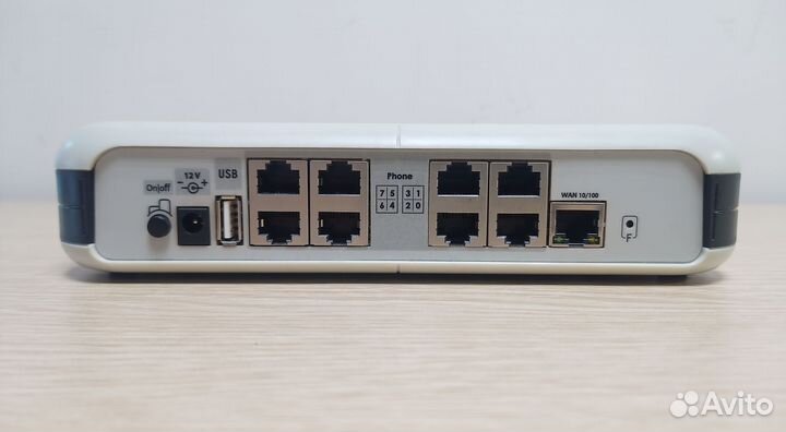 Абонентский VoIP-шлюз Eltex TAU-8.IP (8 FXS)