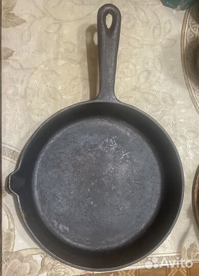 Чугунная сковорода с ручкой СССР разные