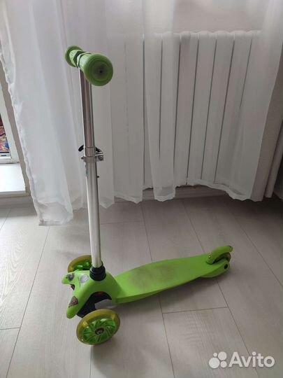 Самокат детский. До 5 лет
