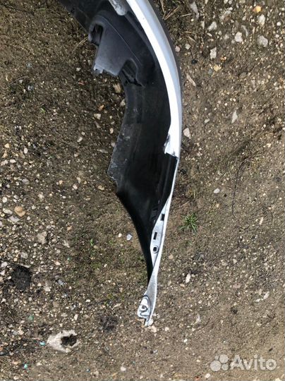 Nissan almera n16 Бампер передний