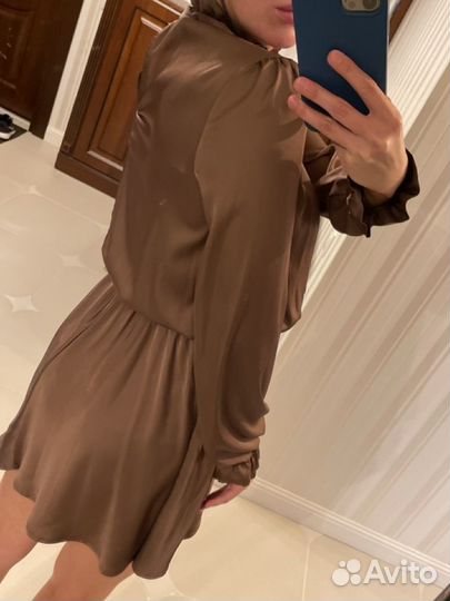 Платье шелковое