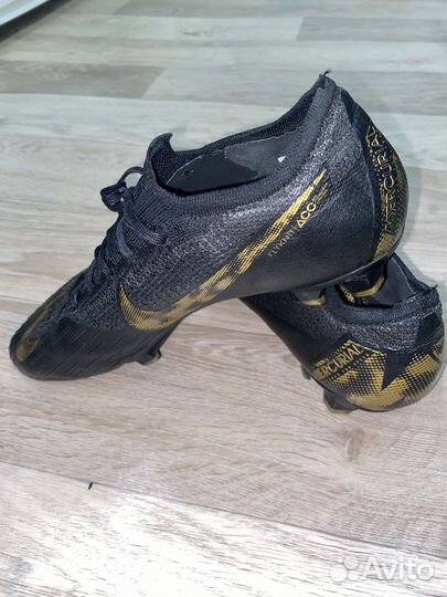Футбольные бутсы 42 размер