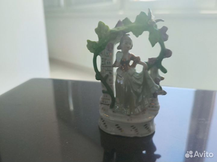 Статуэтка Немецкий фарфор