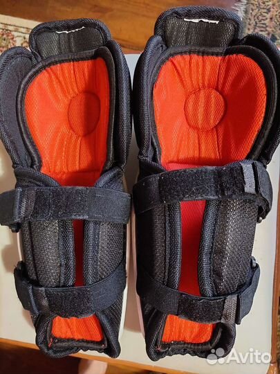 Щитки хоккейные