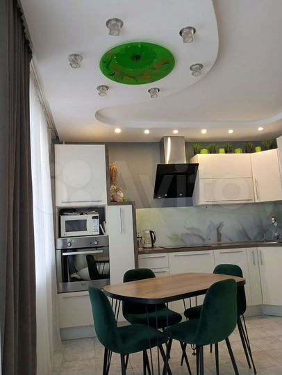 3-к. квартира, 73 м², 9/10 эт.