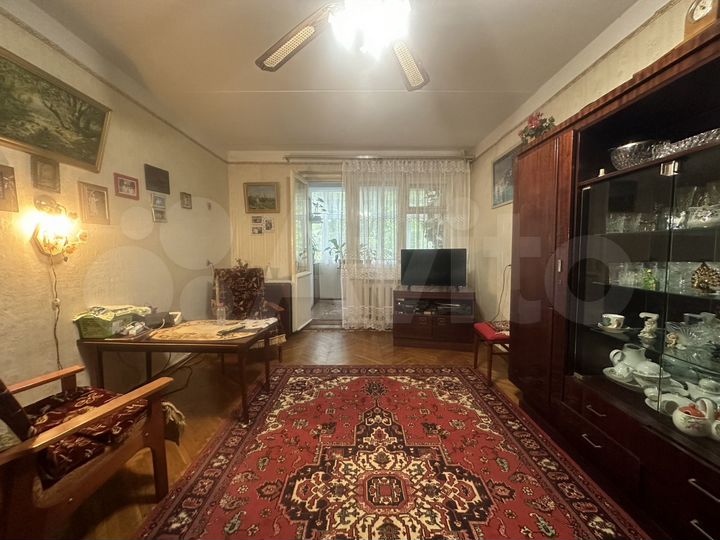 3-к. квартира, 60 м², 2/5 эт.