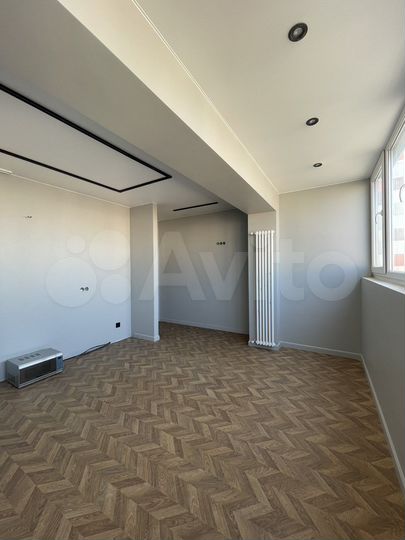 3-к. квартира, 57,4 м², 13/18 эт.