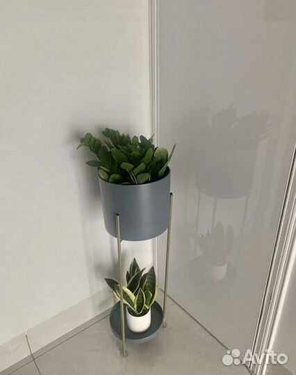 Кашпо горшок для цветов с подставкой