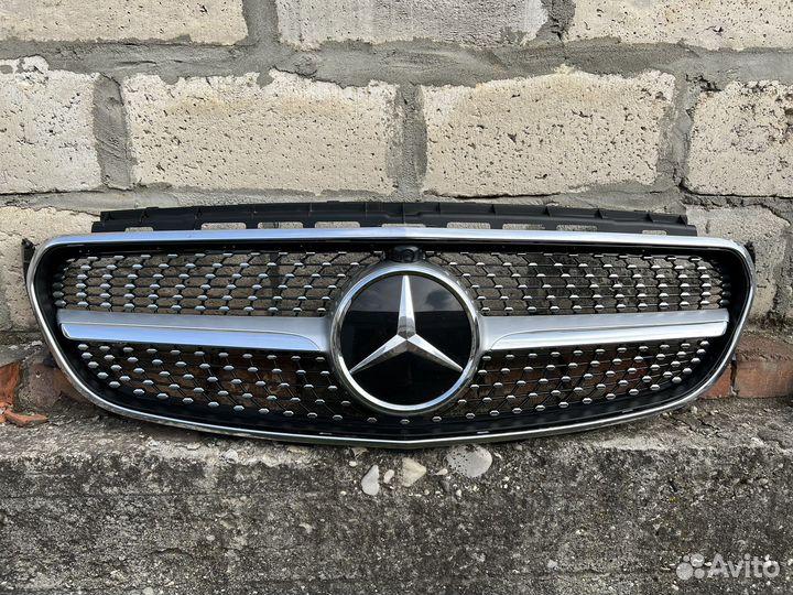 Решетка радиатора w213