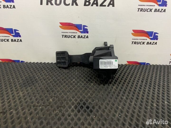 Педаль газа Renault T