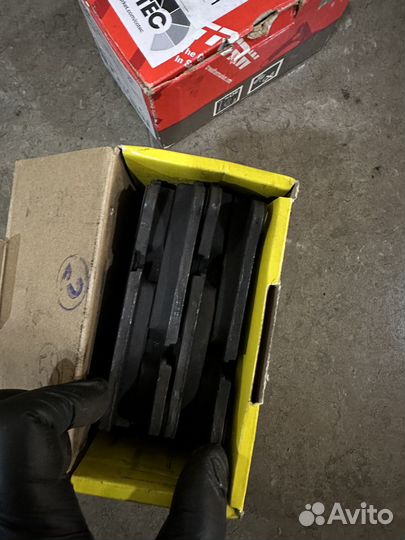 Тормозные диски и колодки Range Rover Sport l320