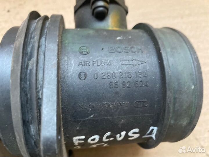 Датчик массового расхода воздуха Ford Focus 2 2.5
