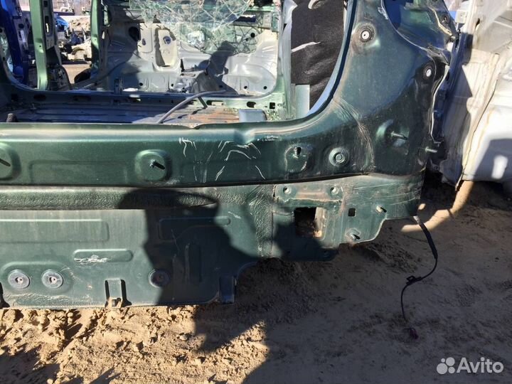 Б/У Панель задняя 5E6813301 VAG