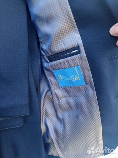 Костюм школьный