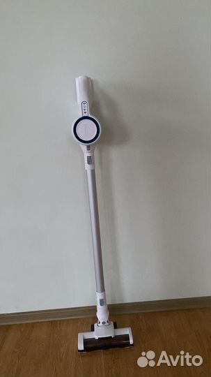 Вертикальный пылесос Li-lon tvli2006
