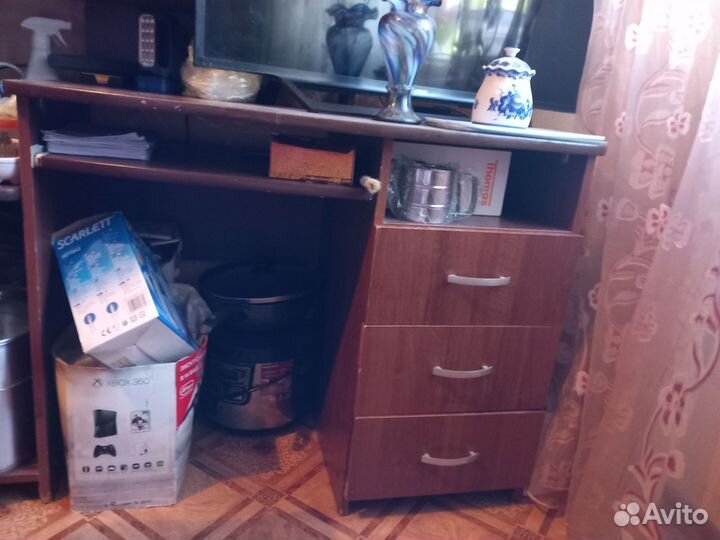 Компьютерный стол