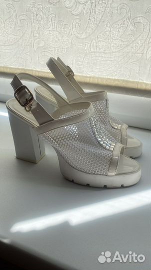 Босоножки 39 размер