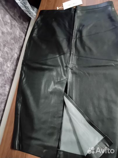 Кожаная юбка карандаш 46