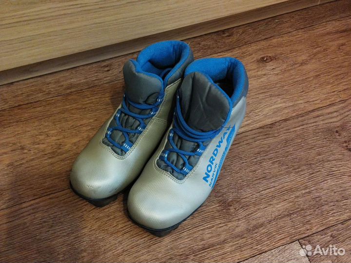 Лыжные ботинки 35 размер