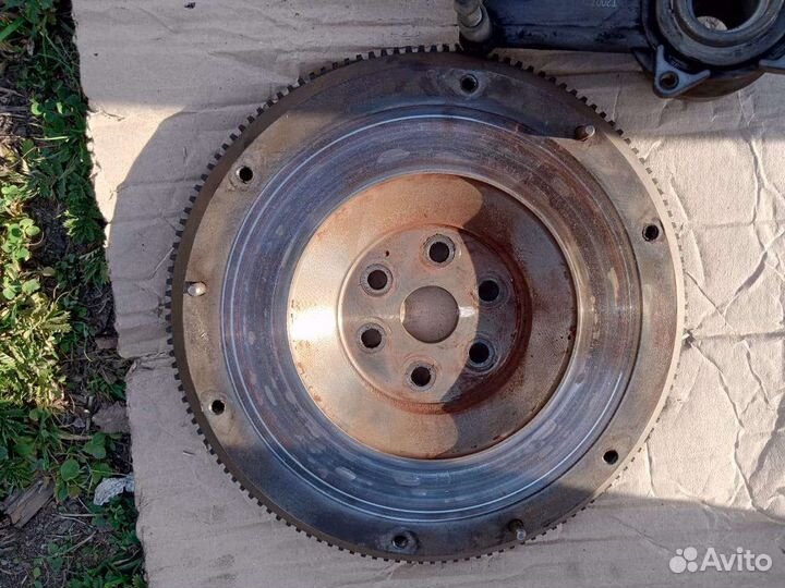 Маховик на Форд focus