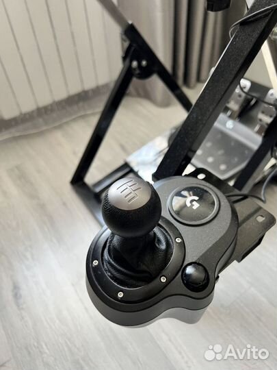 Руль Logitech G923 и shifter