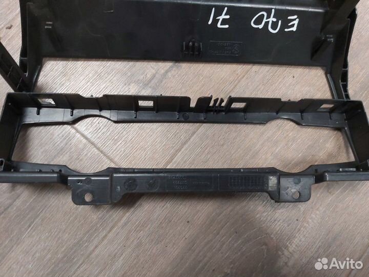 Накладка центральной консоли Bmw X5 50Ix E70 LCI