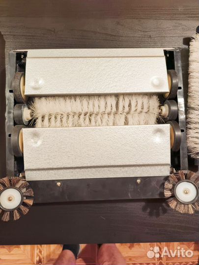 Механическая ковровая щетка еж-3