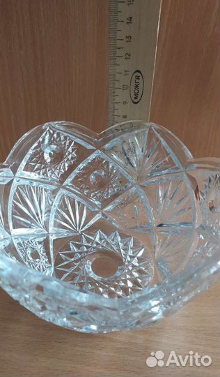 Хрустальная конфетница