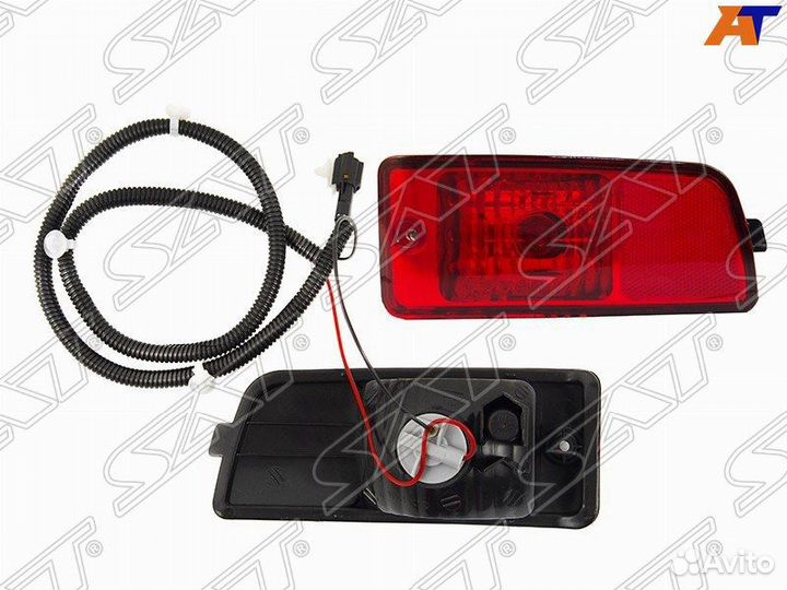 Фонарь правый задний в бампер Hyundai Santa Fe 1