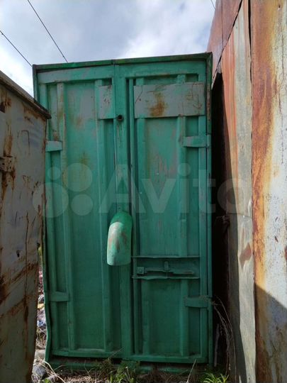 Гараж, > 30 м²