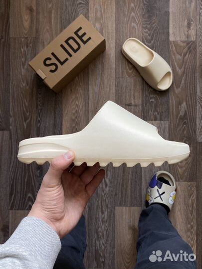 Тапки Adidas yeezy slide