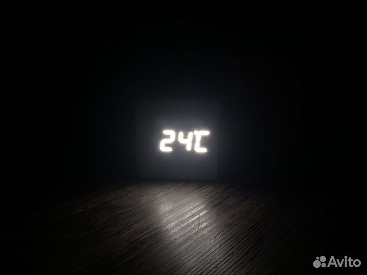 Часы настольные LED