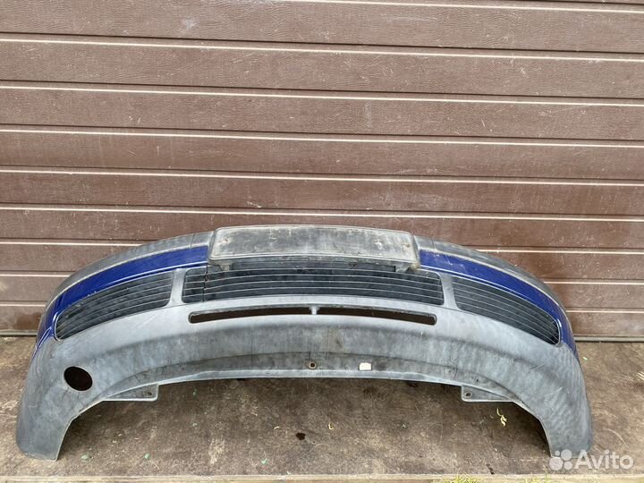 Бампер передний Volkswagen Passat B5