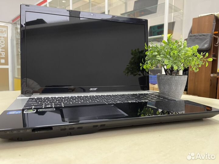 Большой Acer 17/Core i5/8GB/640M/SSD