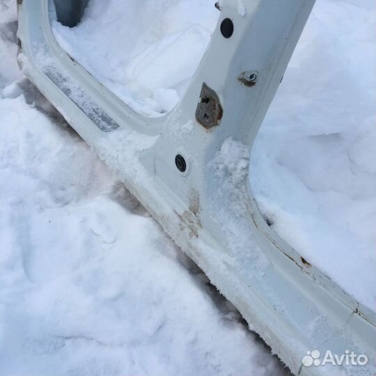 Порог Renault logan 2 Лев