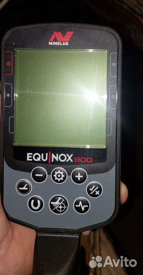Металлоискатель минелаб equinox 900