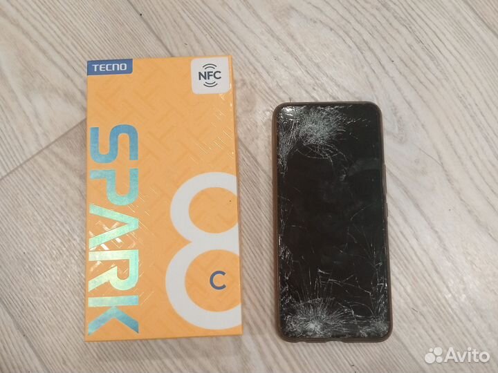 TECNO Spark 8C, 4/64 ГБ