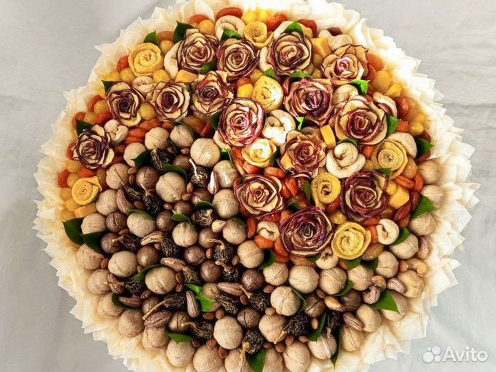 Сухофрукты в букете