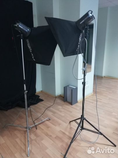 Студийный свет Elinchrom D-lite 4