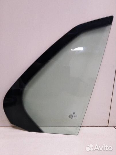 Стекло двери задней правой форточка Volkswagen Jet