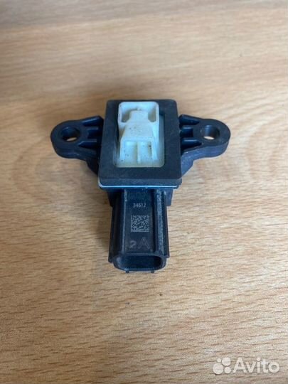 Датчик удара Land Rover Range Rover L322