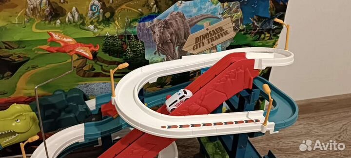 Игрушка dino трек